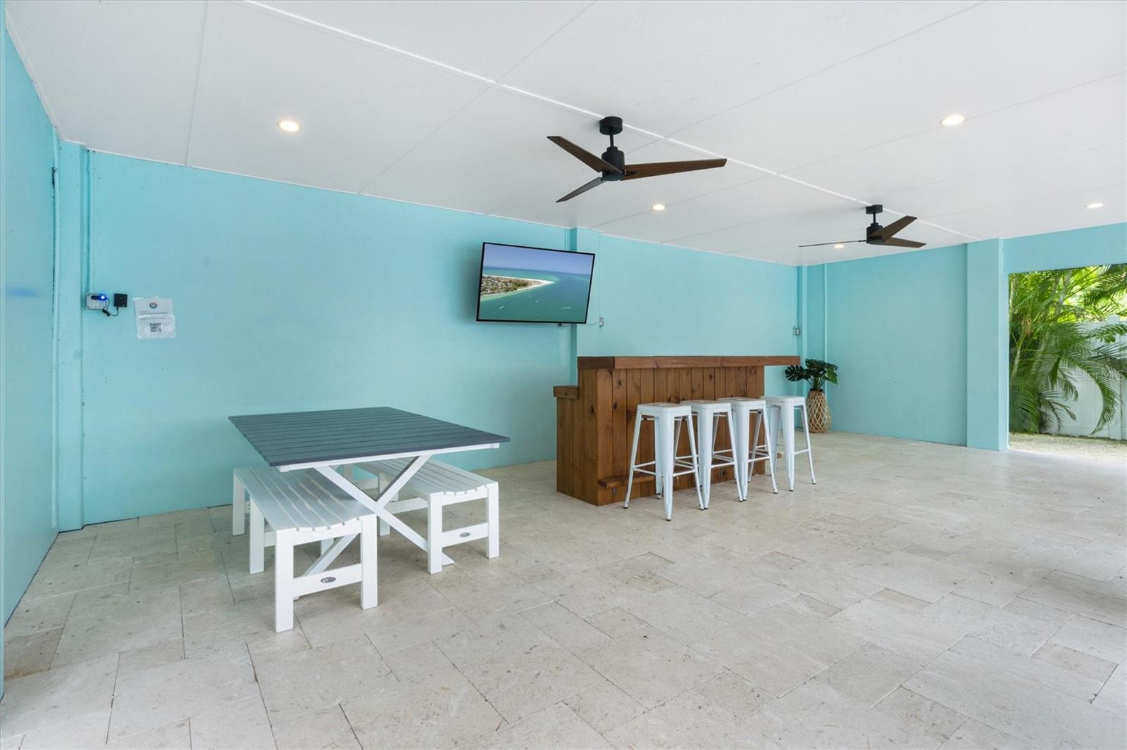 ANNA MARIA BEACH - Residential