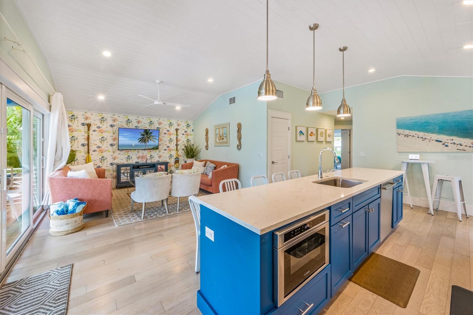 ANNA MARIA BEACH - Residential