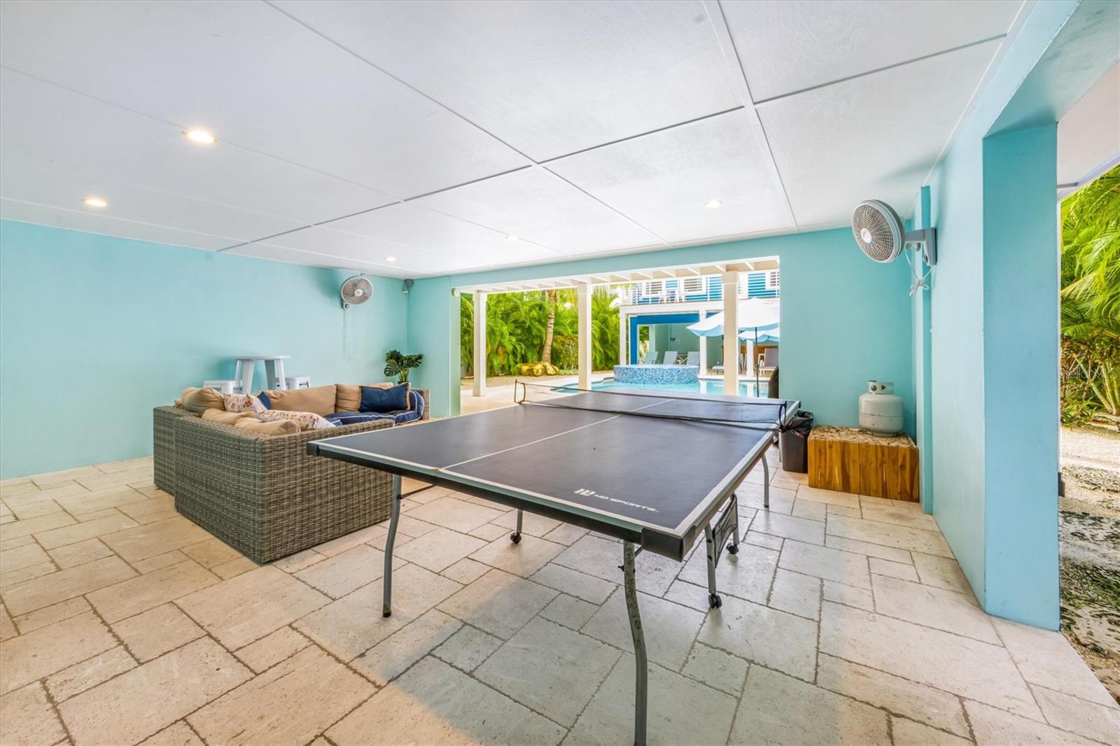 ANNA MARIA BEACH - Residential