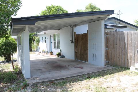 A home in CASSELBERRY