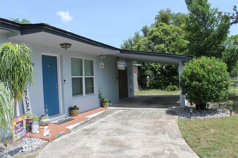 A home in CASSELBERRY