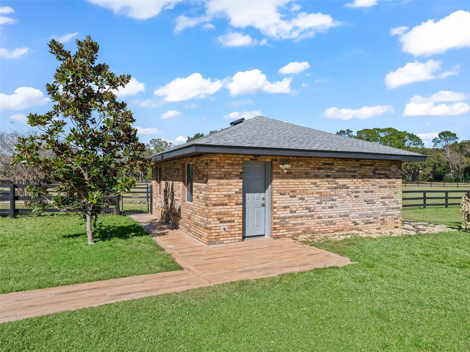 COUNTRYSIDE FARMS - Residential