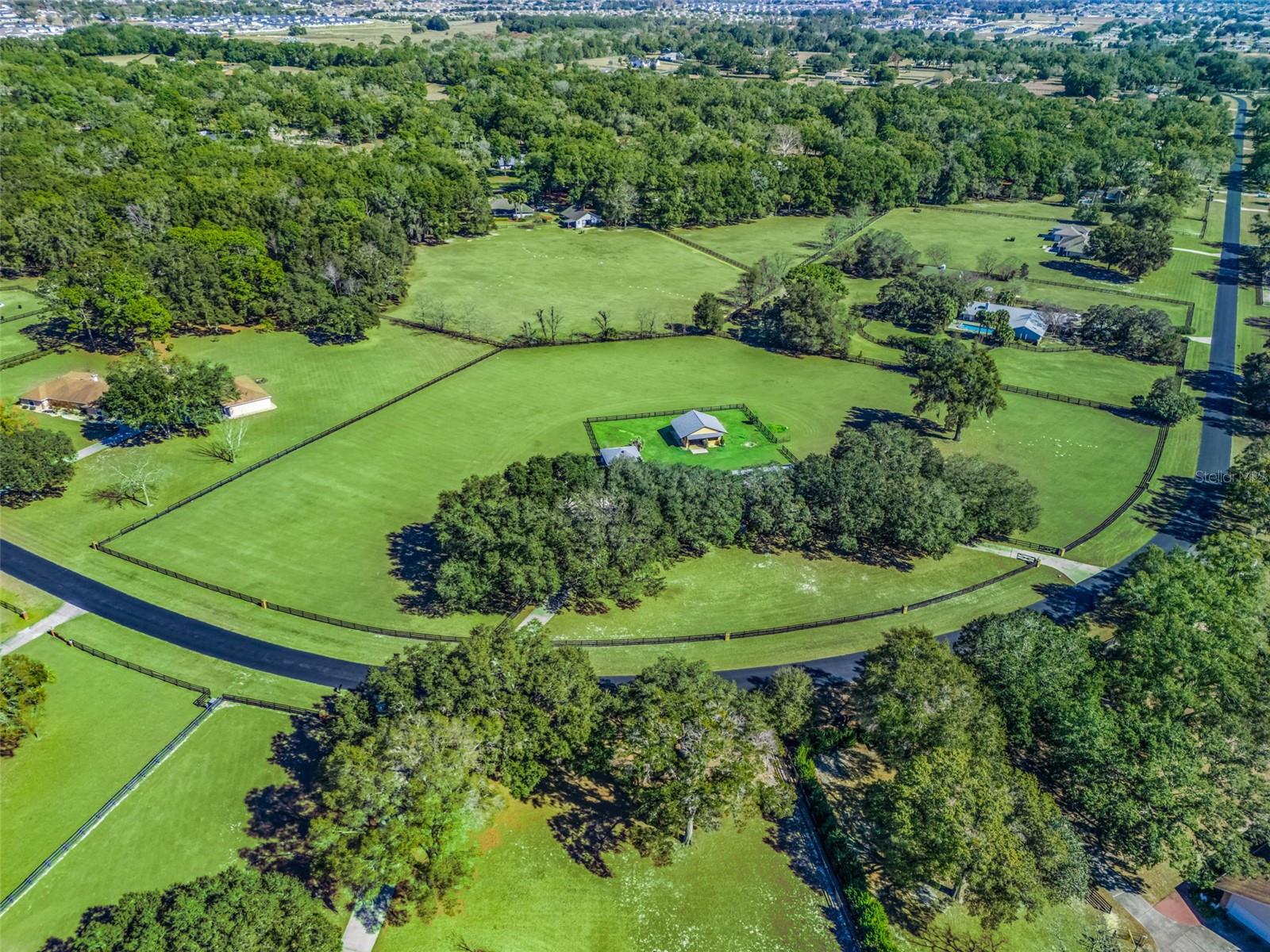 COUNTRYSIDE FARMS - Residential