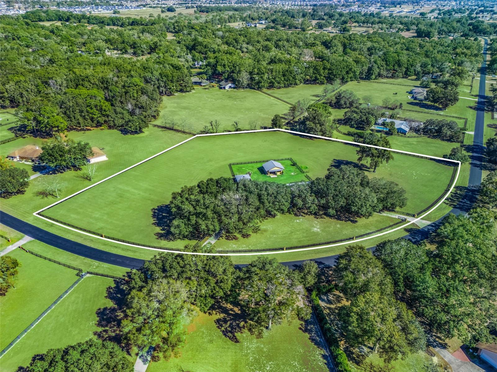 COUNTRYSIDE FARMS - Residential