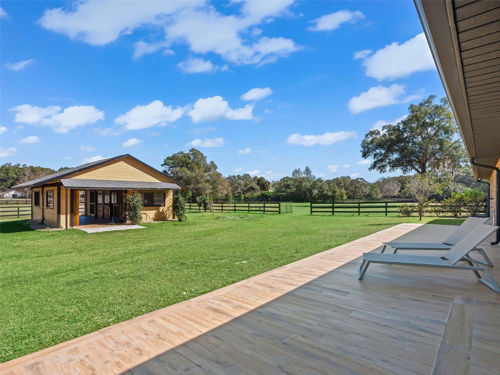 COUNTRYSIDE FARMS - Residential