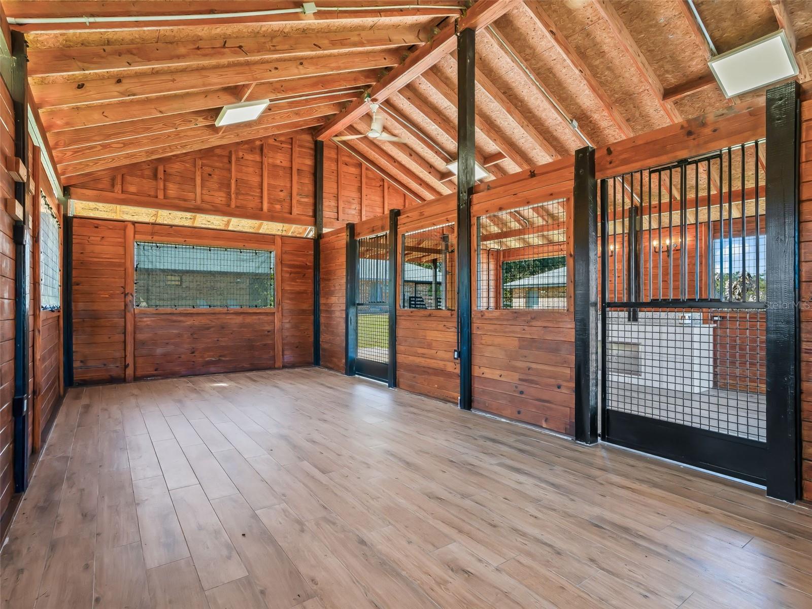 COUNTRYSIDE FARMS - Residential