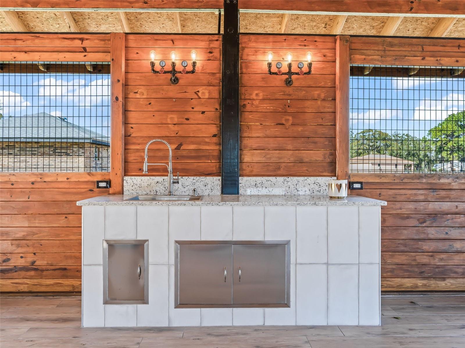 COUNTRYSIDE FARMS - Residential