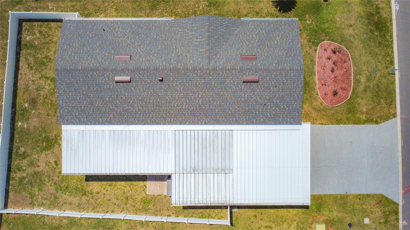 TAVARES LAKE FRANCES ESTATES - Residential