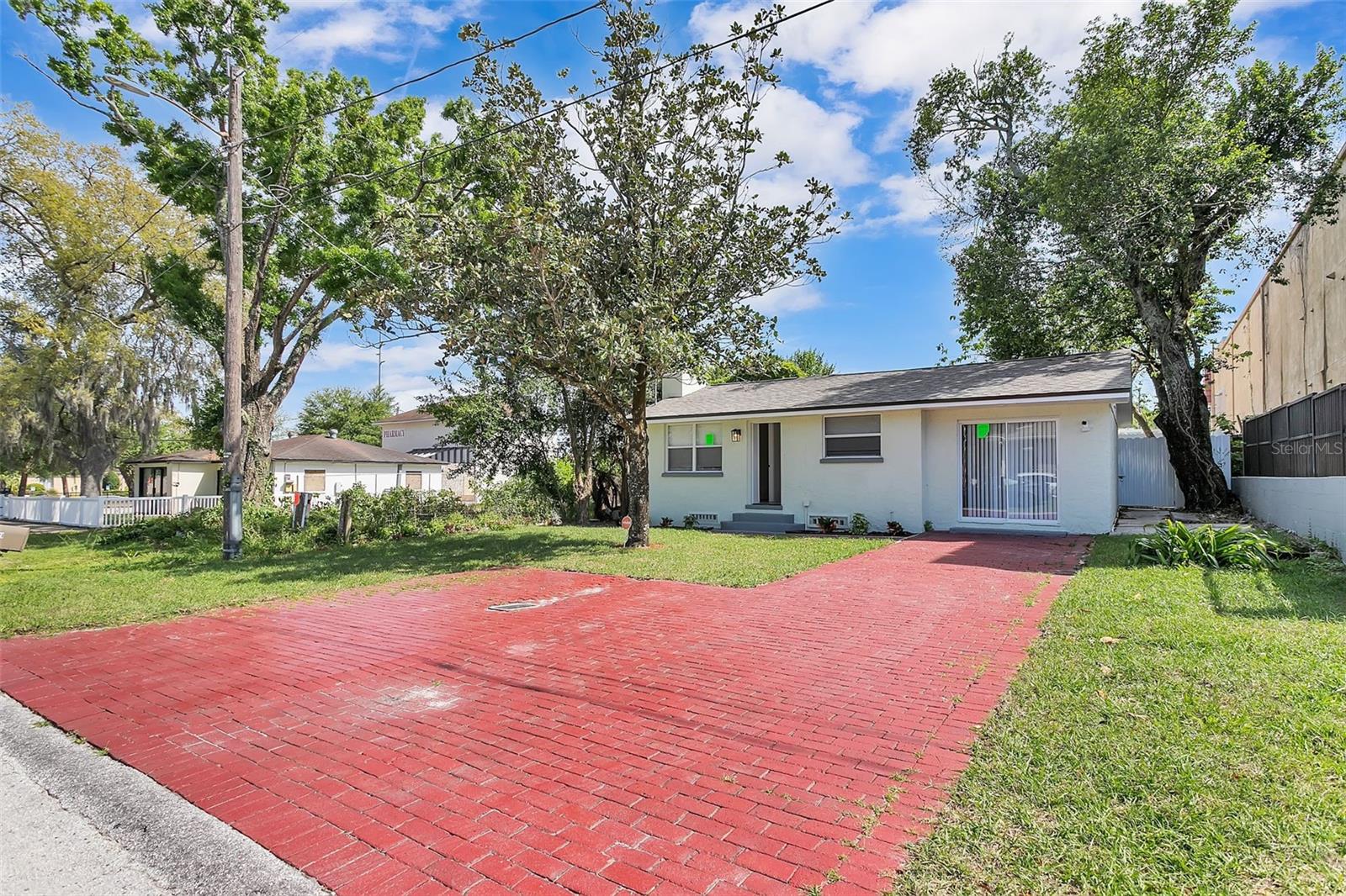 Experience the perfect blend of luxury, comfort, and convenience in this beautifully updated home nestled in the heart of Tampa. Whether you're searching for a serene personal retreat or the ideal space to entertain, this property checks all the boxes. Prime Tampa Location: Just minutes from Busch Gardens Tampa Bay and other top attractions, this home offers easy access to shopping, dining, parks, and major roadways. Enjoy the vibrant lifestyle Tampa has to offer—right at your doorstep. Stunning Kitchen Remodel: The heart of the home features a tastefully renovated kitchen with upgraded appliances, sleek cabinetry, and modern finishes. Ideal for home chefs and entertainers alike. Luxurious Master Suite: Unwind in your spacious master bedroom complete with a spa-inspired ensuite bathroom. Elegant fixtures, a walk-in shower, and ample storage add to the comfort and appeal. Private Outdoor Living: Enjoy your fenced-in yard, perfect for relaxing, pets, or hosting gatherings. The newly installed fence offers added privacy and style.
Don’t miss your chance to own this exceptional property in one of Tampa’s most desirable areas. Whether you’re upsizing, relocating, or buying your first home, 2107 E 93rd Ave is ready to welcome you.