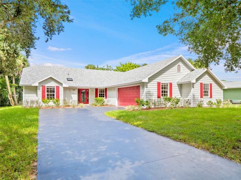 Photo of 104 Bryant Court, Sebastian, FL 32958 (MLS # O6316281)