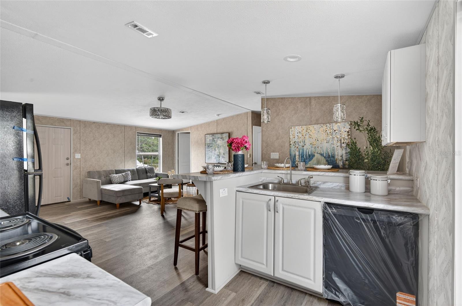 WEEKI WACHEE ACRES ADD - Residential