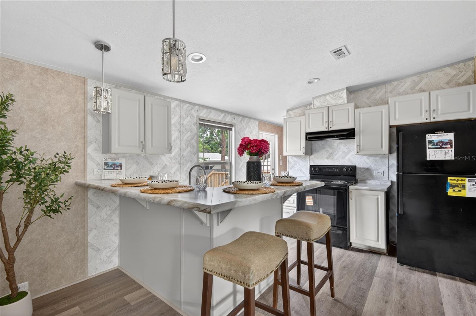 WEEKI WACHEE ACRES ADD - Residential
