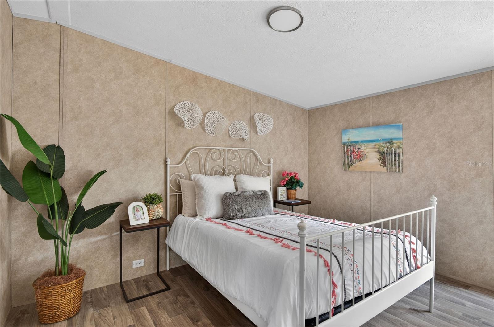 WEEKI WACHEE ACRES ADD - Residential