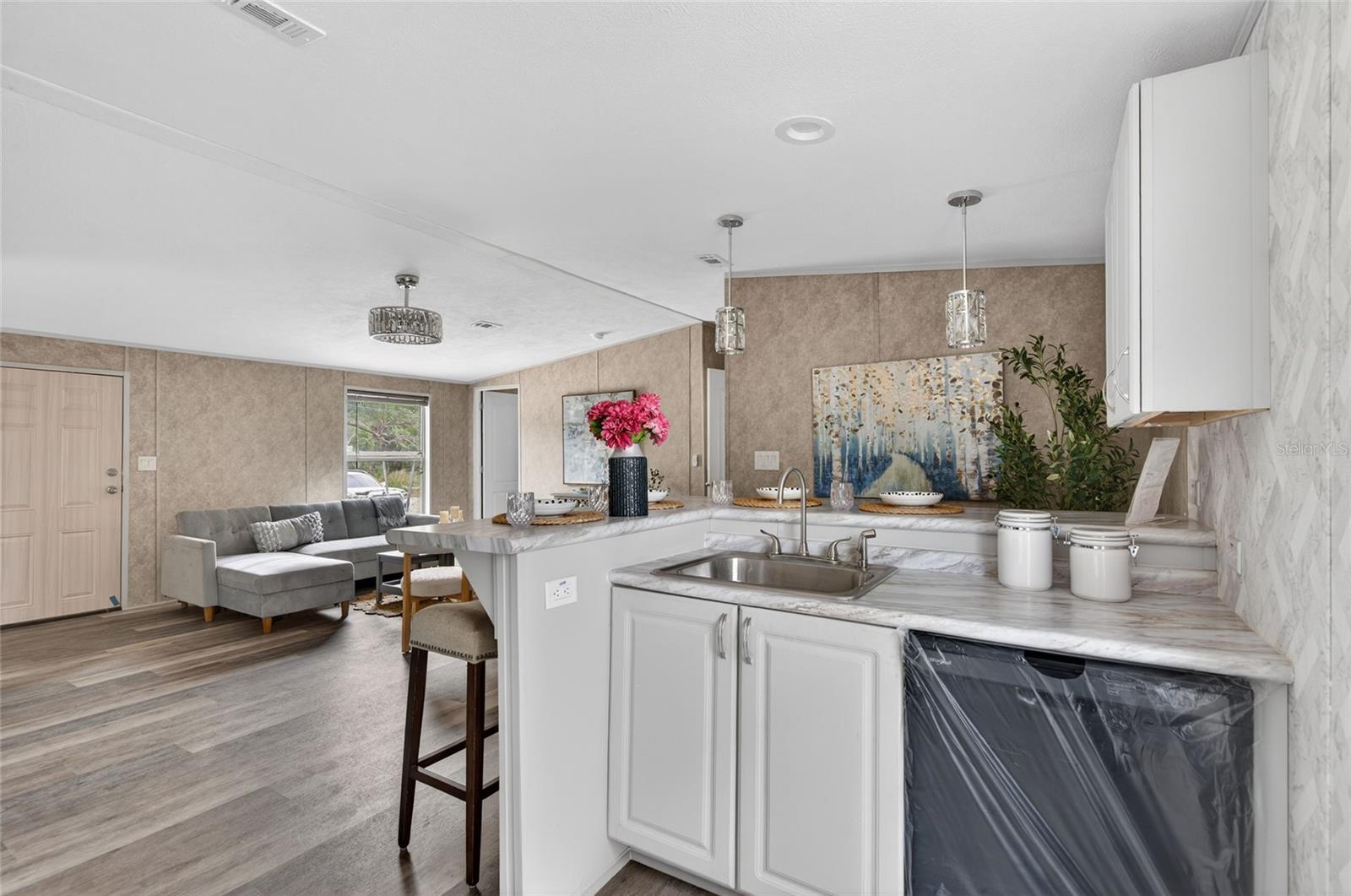 WEEKI WACHEE ACRES ADD - Residential
