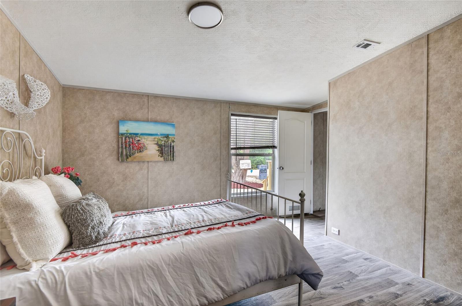 WEEKI WACHEE ACRES ADD - Residential