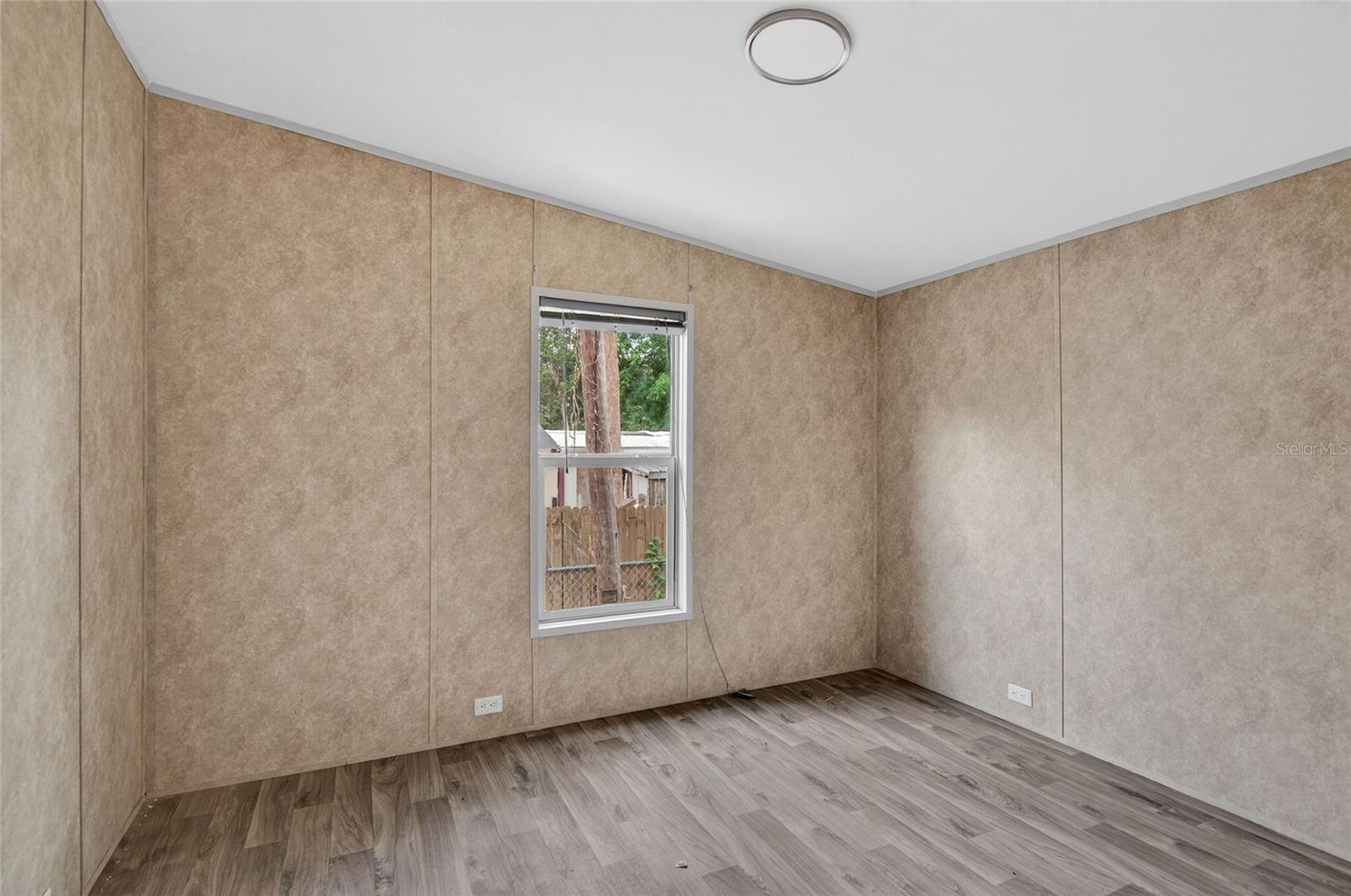 WEEKI WACHEE ACRES ADD - Residential