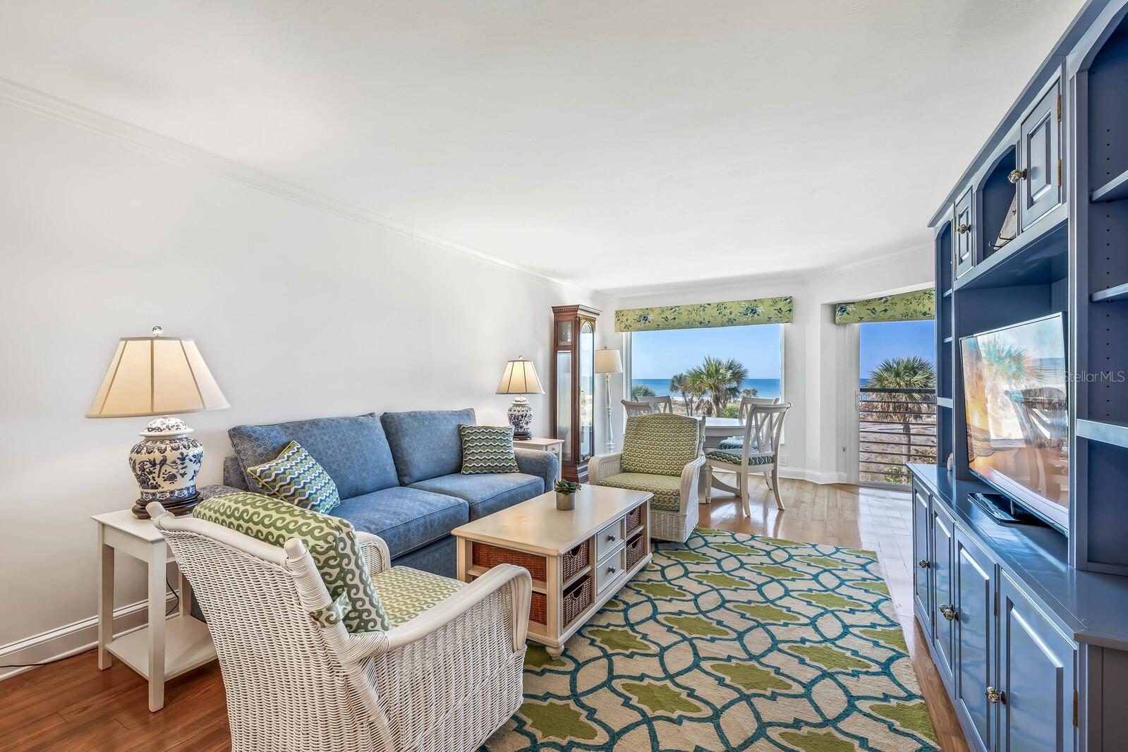 BEACH CHALET BLD G - Residential