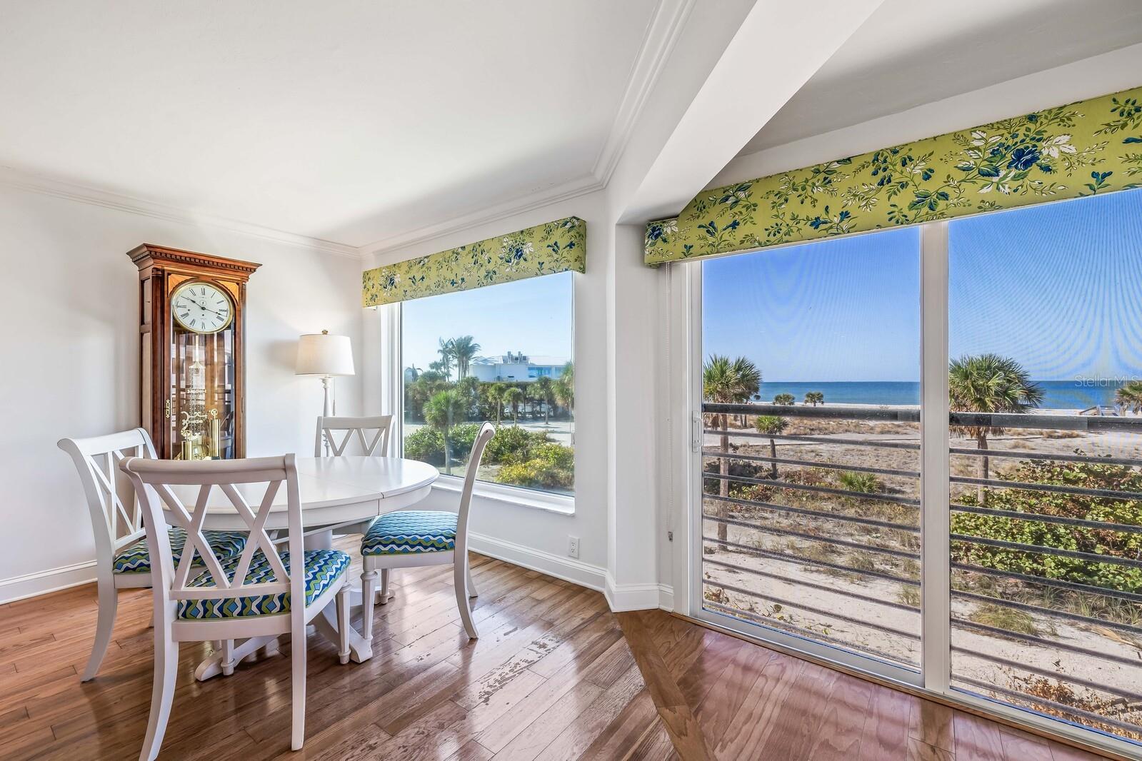 BEACH CHALET BLD G - Residential