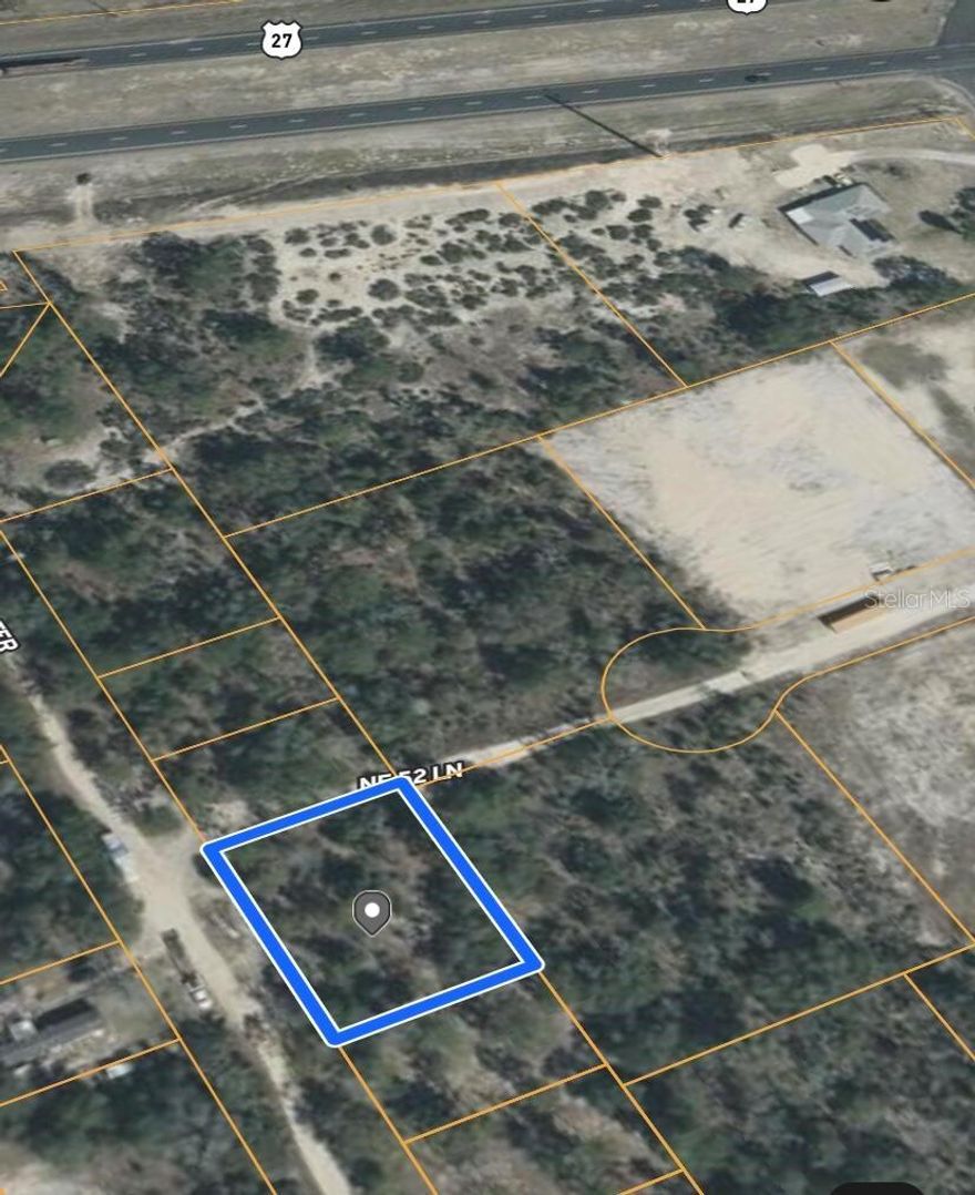 This is an .44 acre lot off of Hwy 27 in Williston, Florida. It’s located in a great and very accessible area. It would be a nice place to build a home or to place a Mobile Home.