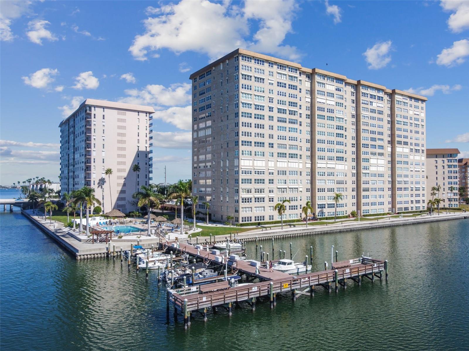 5200 Brittany Drive S 206, St Petersburg