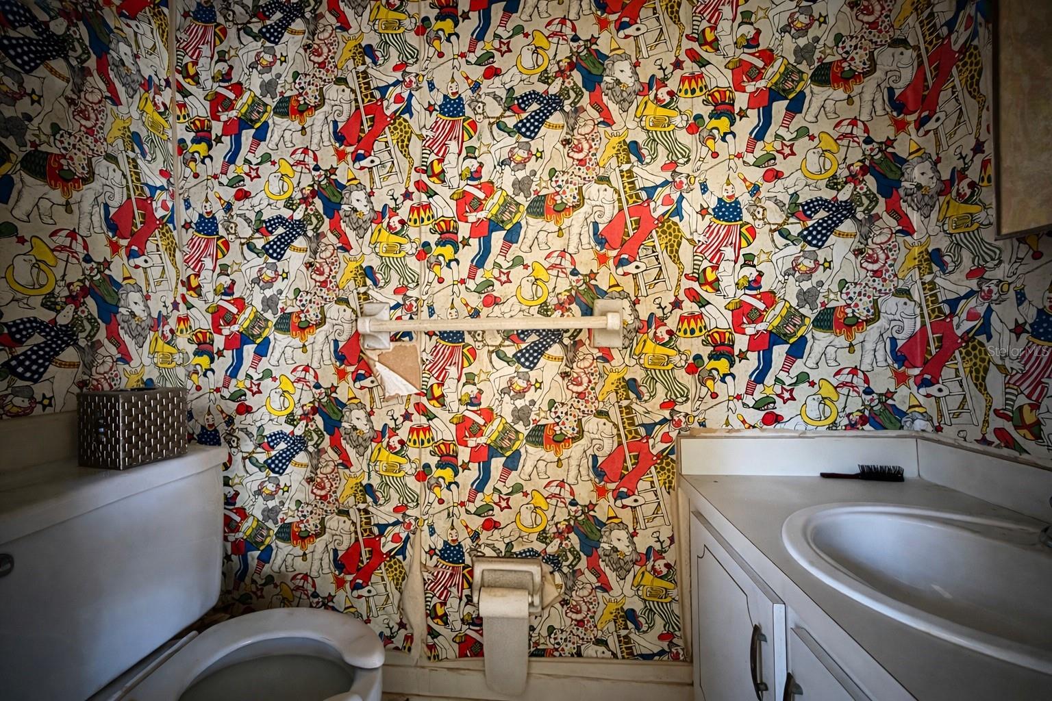 NO SUBDIVISION - Residential