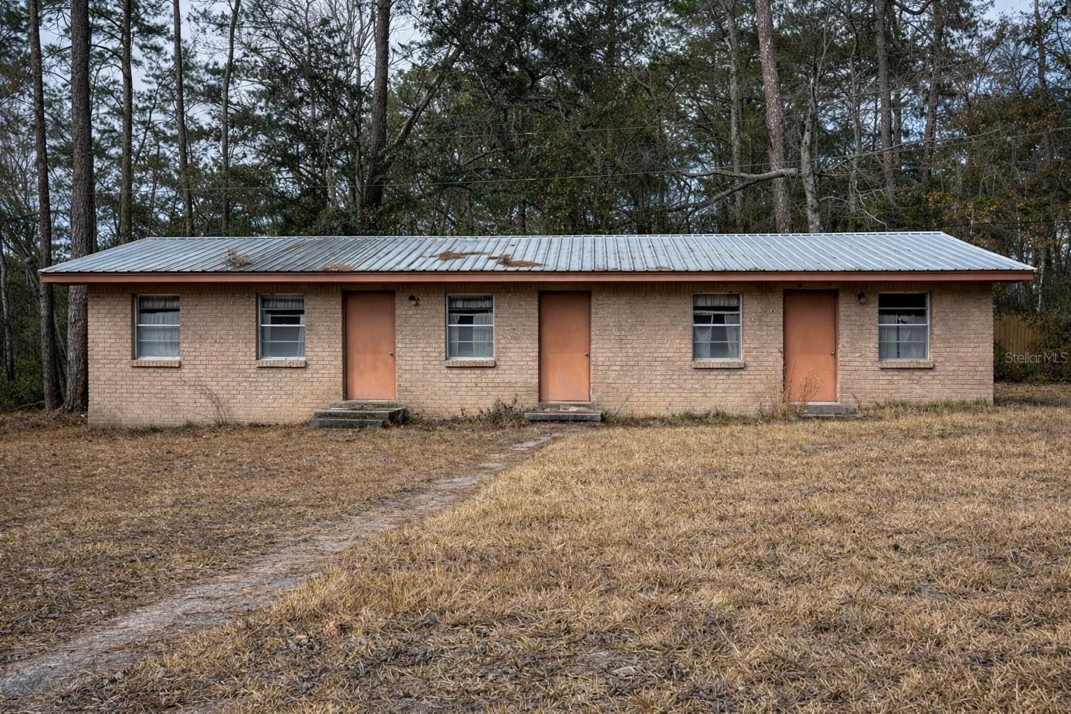 NO SUBDIVISION - Residential