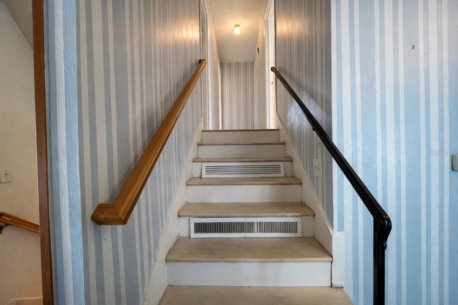 NO SUBDIVISION - Residential