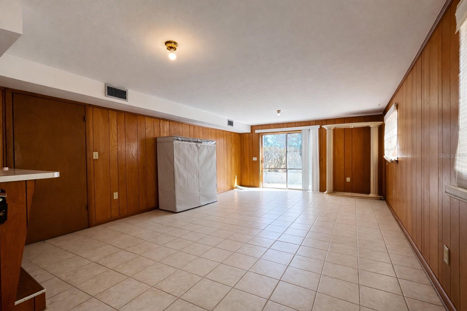 NO SUBDIVISION - Residential