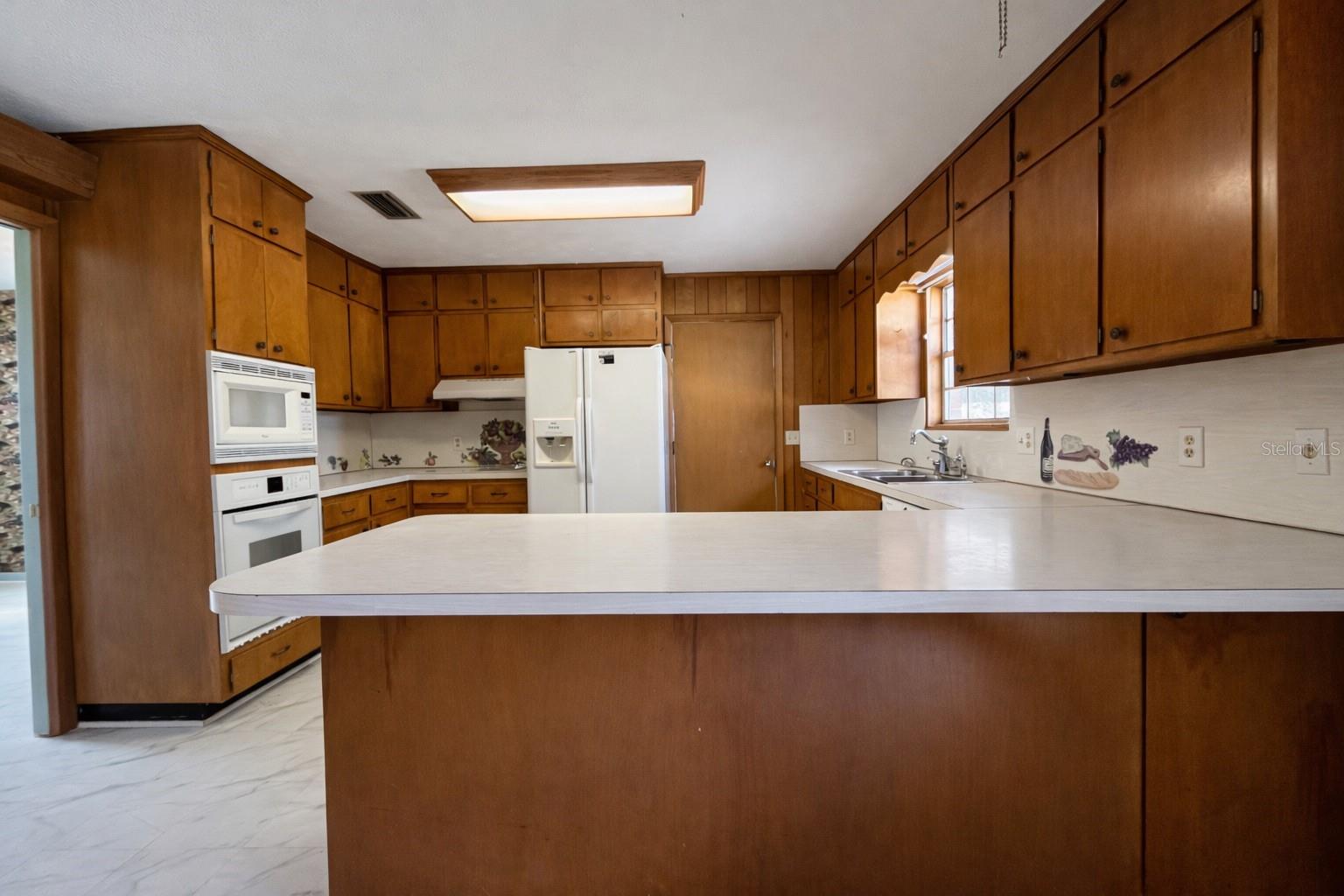 NO SUBDIVISION - Residential