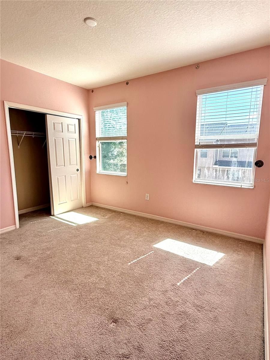 OAK CREEK PRCL 2 UNIT 1B-PAR - Residential