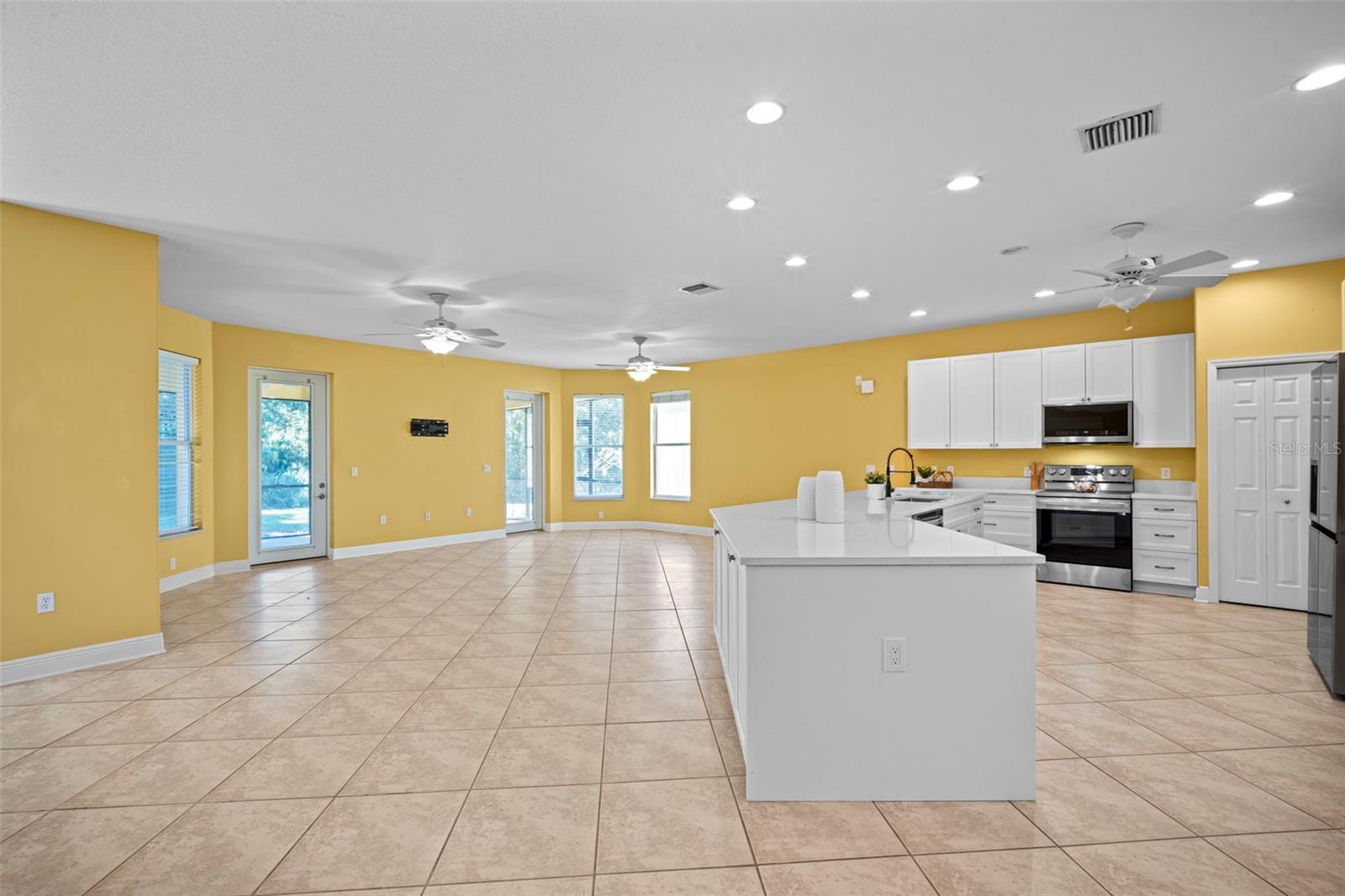 ACREAGE - Residential