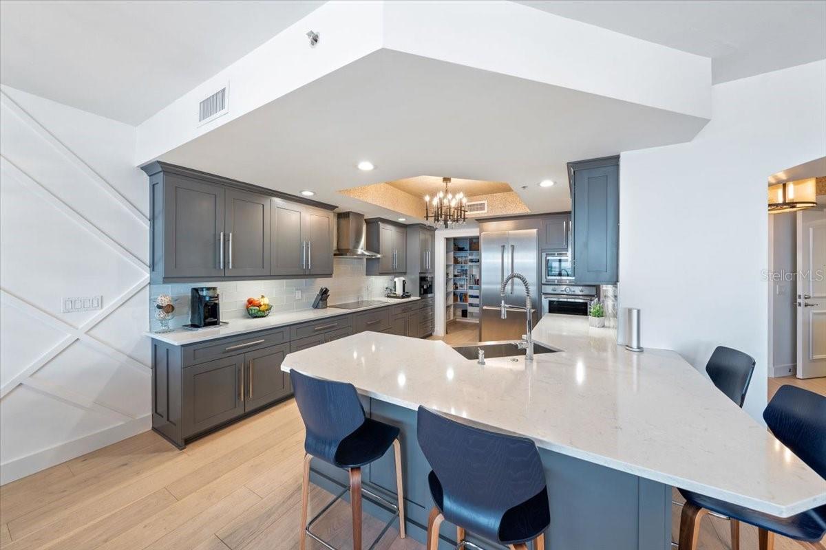 HIGH POINT PLACE - Residential