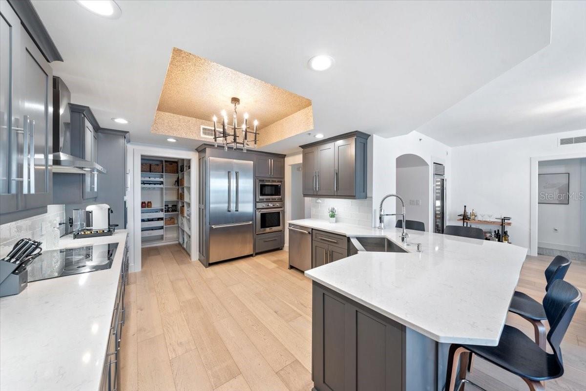 HIGH POINT PLACE - Residential