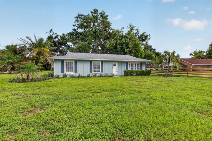 Photo 1 of 50 — 33350 E LAKE JOANNA DRIVE, EUSTIS, FL 32736