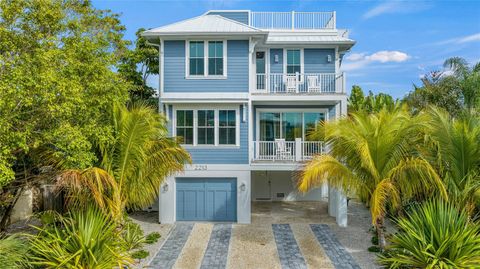 2213 AVENUE B BRADENTON BEACH FL 34217