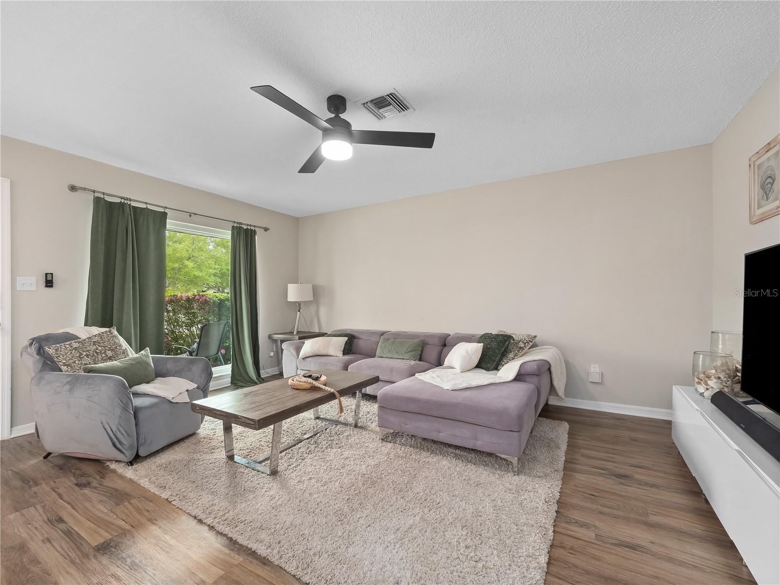 HANGING MOSS ESTATES - Residential