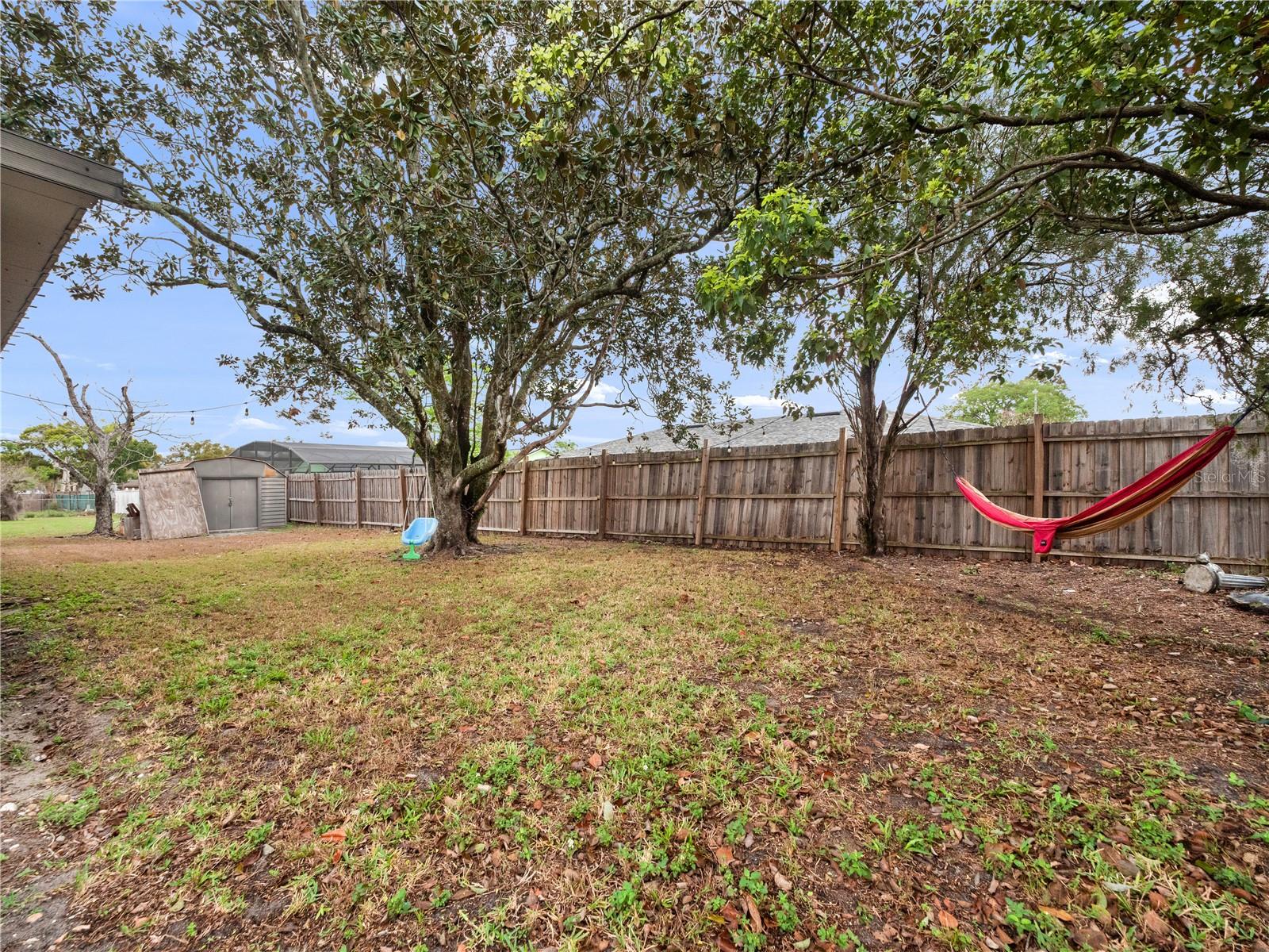 HANGING MOSS ESTATES - Residential