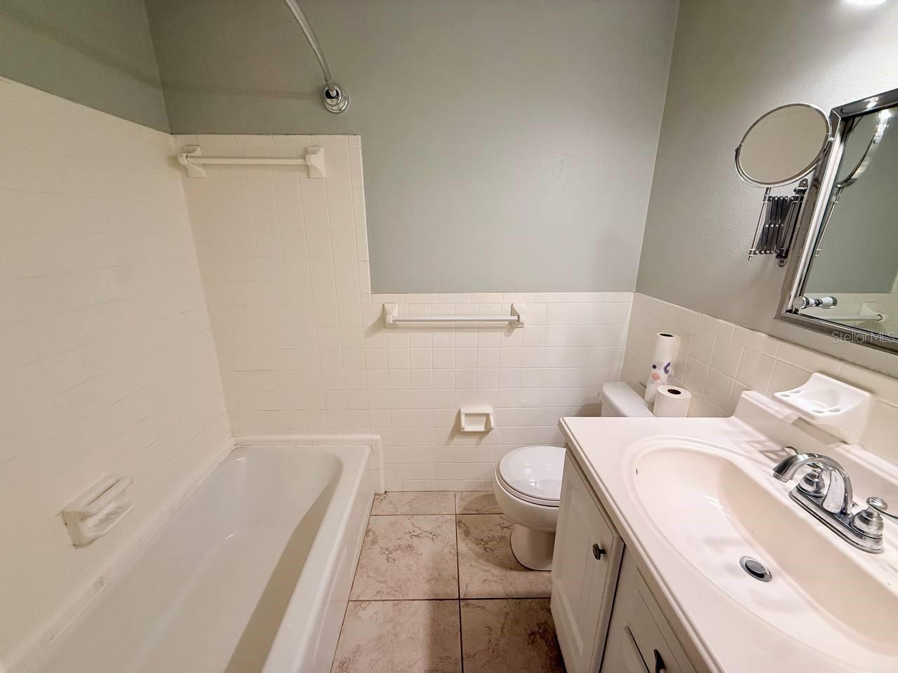 ARTIST COLONY OF DUNEDIN CONDO - Residential Lease