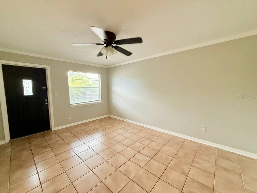 Photo of 727 Milwaukee Avenue #6, Dunedin, FL 34698 (MLS # TB8420968)