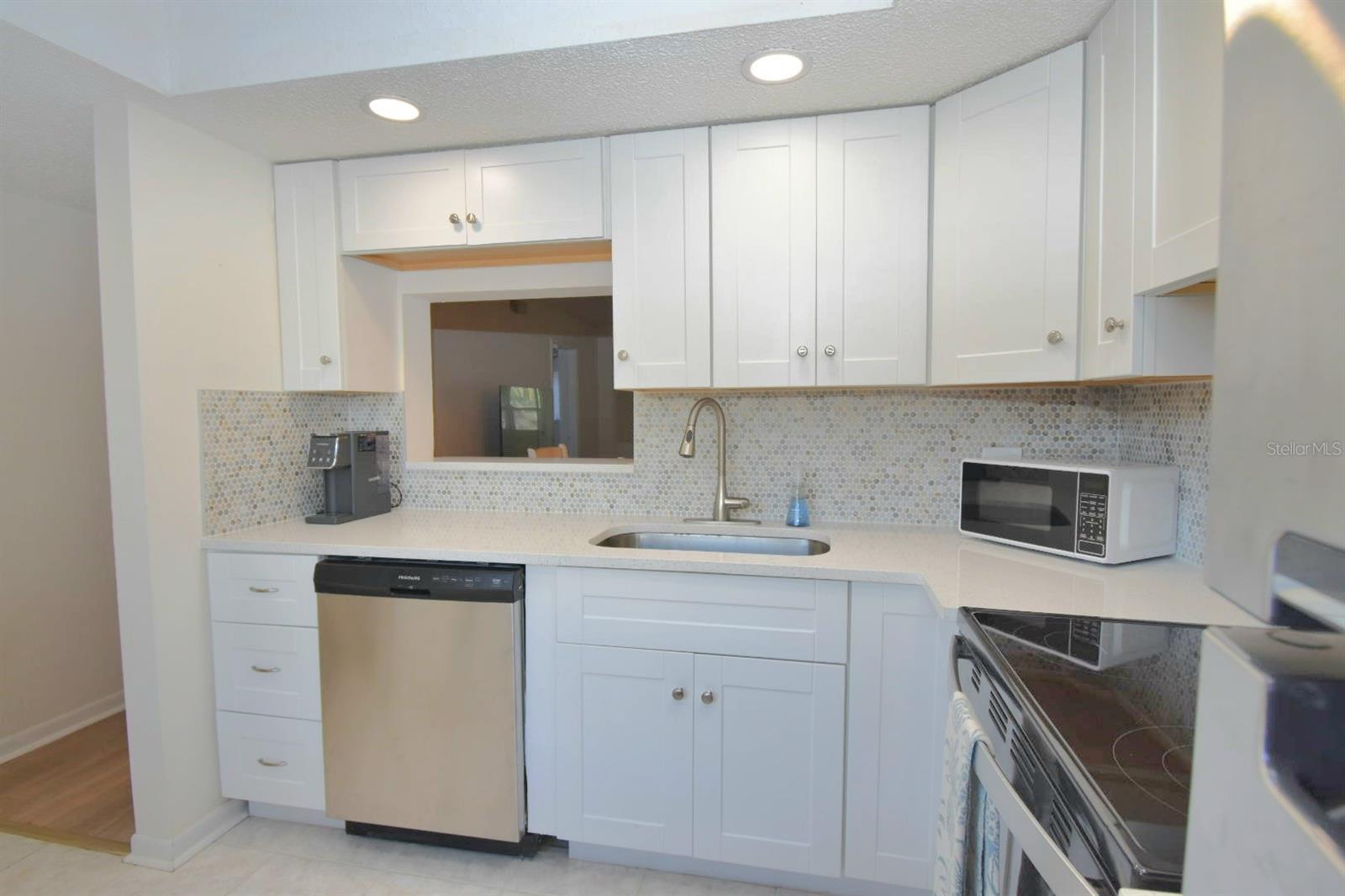 HEATHER LAKE APTS CONDO - Residential