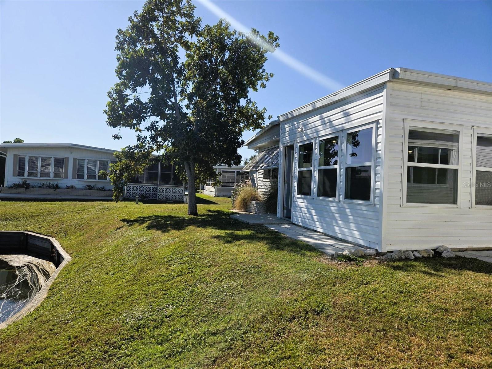 OAKWOOD MANOR - Residential