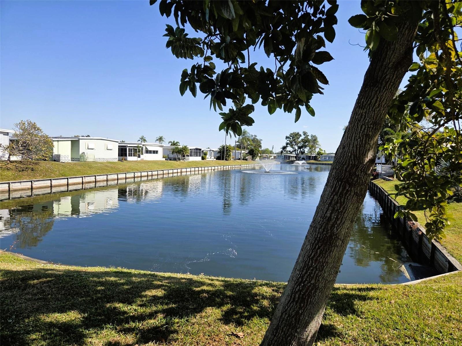 OAKWOOD MANOR - Residential