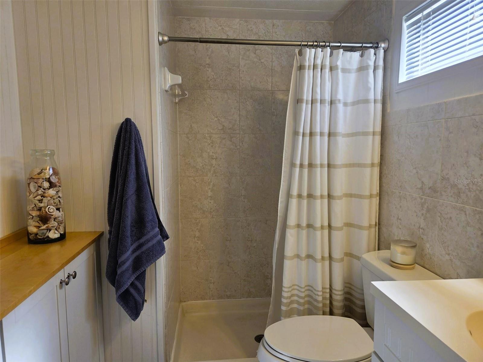 OAKWOOD MANOR - Residential