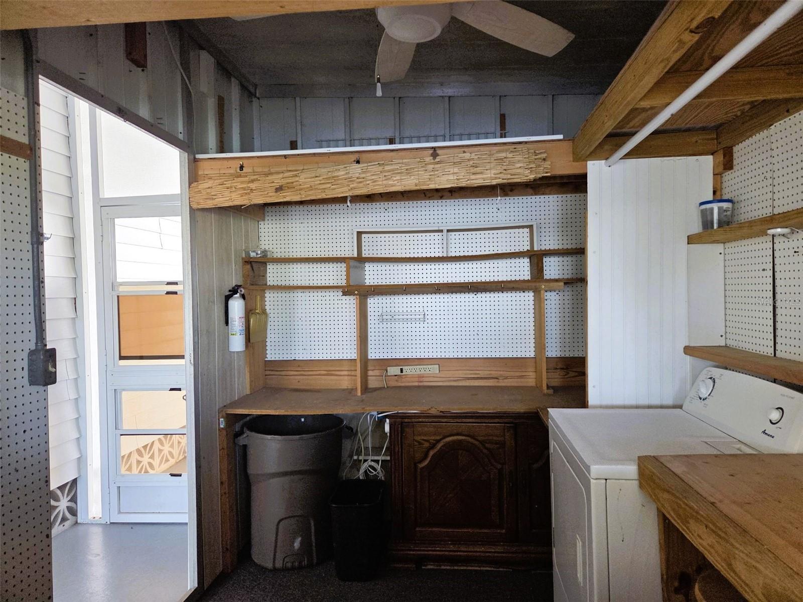 OAKWOOD MANOR - Residential