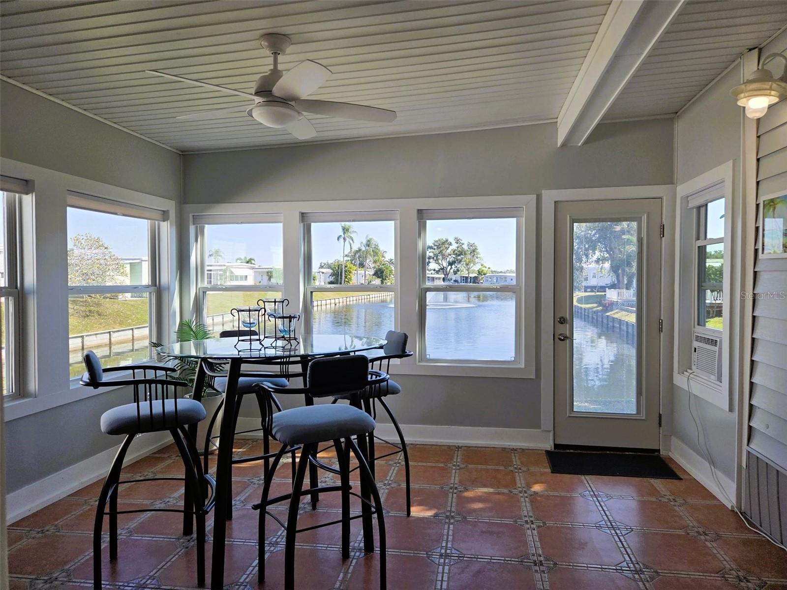 OAKWOOD MANOR - Residential