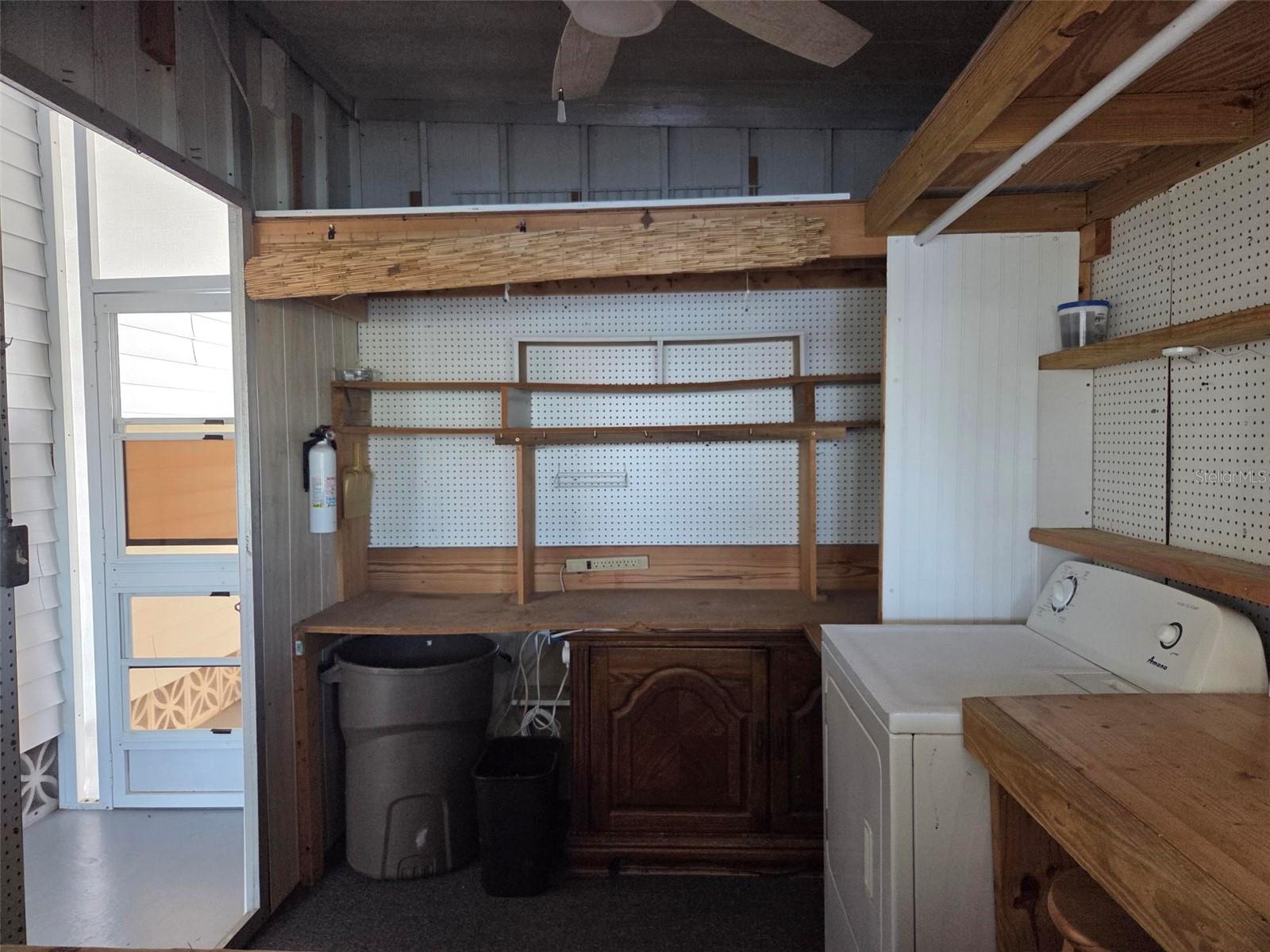 OAKWOOD MANOR - Residential