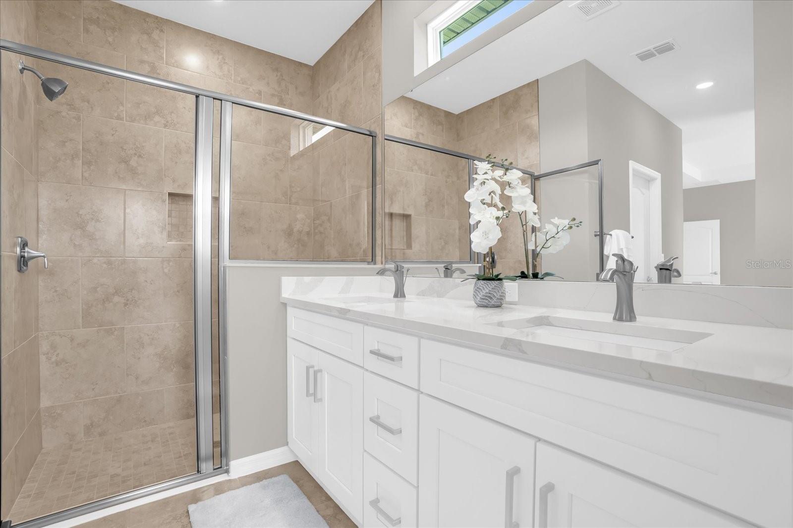 SUN N LAKE - Residential