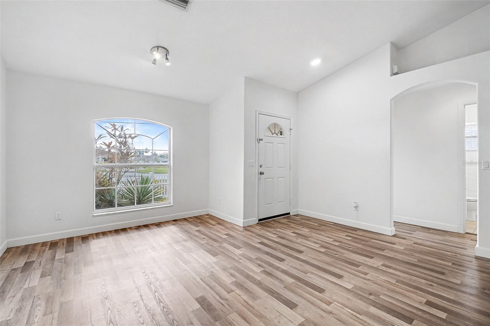 3280 W PRICE BOULEVARD