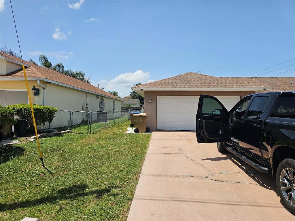 Photo of 102 Whitehall Way, Kissimmee, FL 34758 (MLS # S5153784)