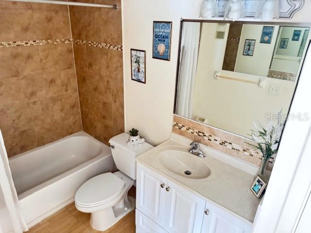 HEATHER LAKE APTS CONDO - Residential